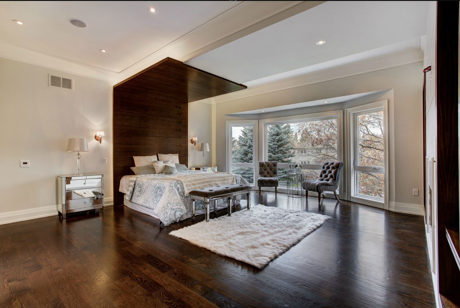 modern bedroom design - architecture firm Toronto